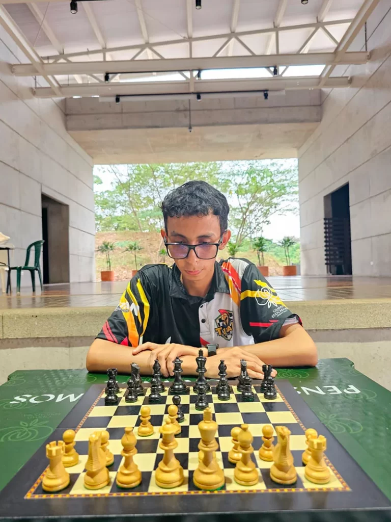 profesores titanchess