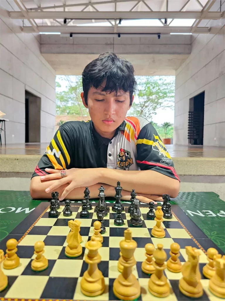profesores titanchess
